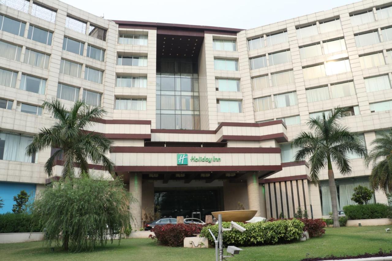 Holiday Inn Chandigarh Panchkula, An Ihg Hotel Dış mekan fotoğraf