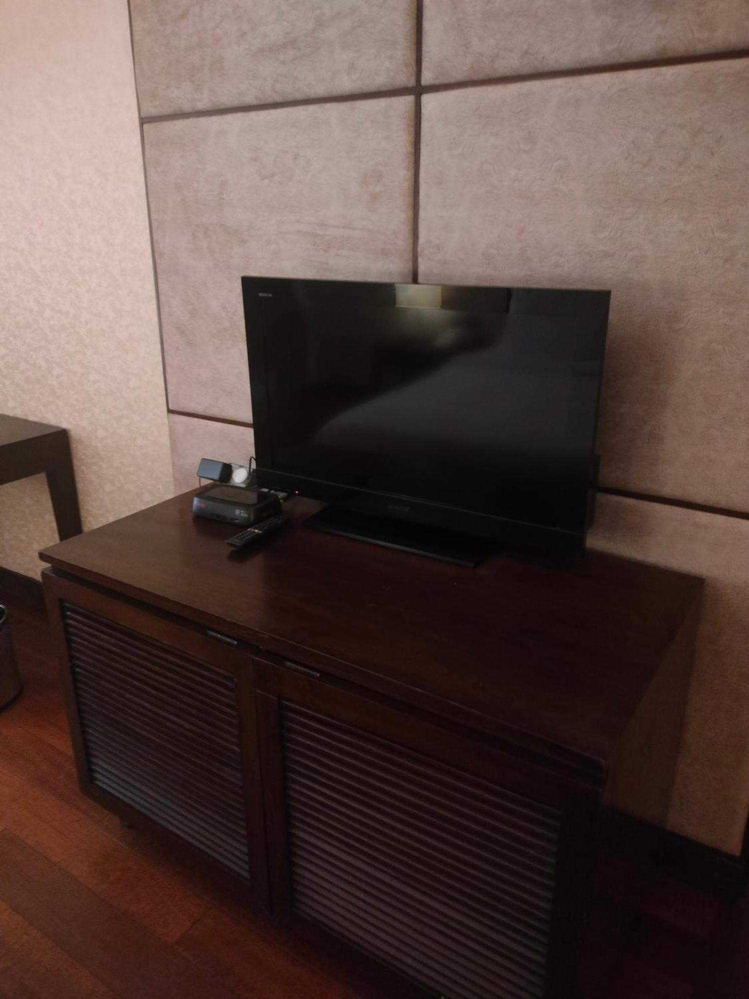 Holiday Inn Chandigarh Panchkula, An Ihg Hotel Dış mekan fotoğraf A television set
